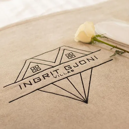 Ingrit Gjoni ヴィラ *