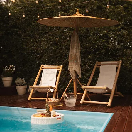 Villa Ingrit Gjoni *