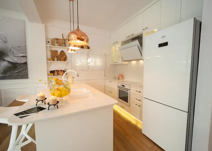 Вилла Ingrit Gjoni *