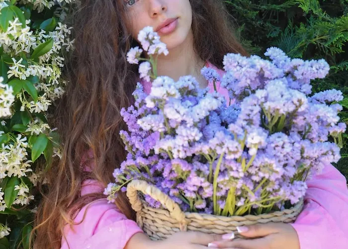 Ingrit Gjoni * Дуррес